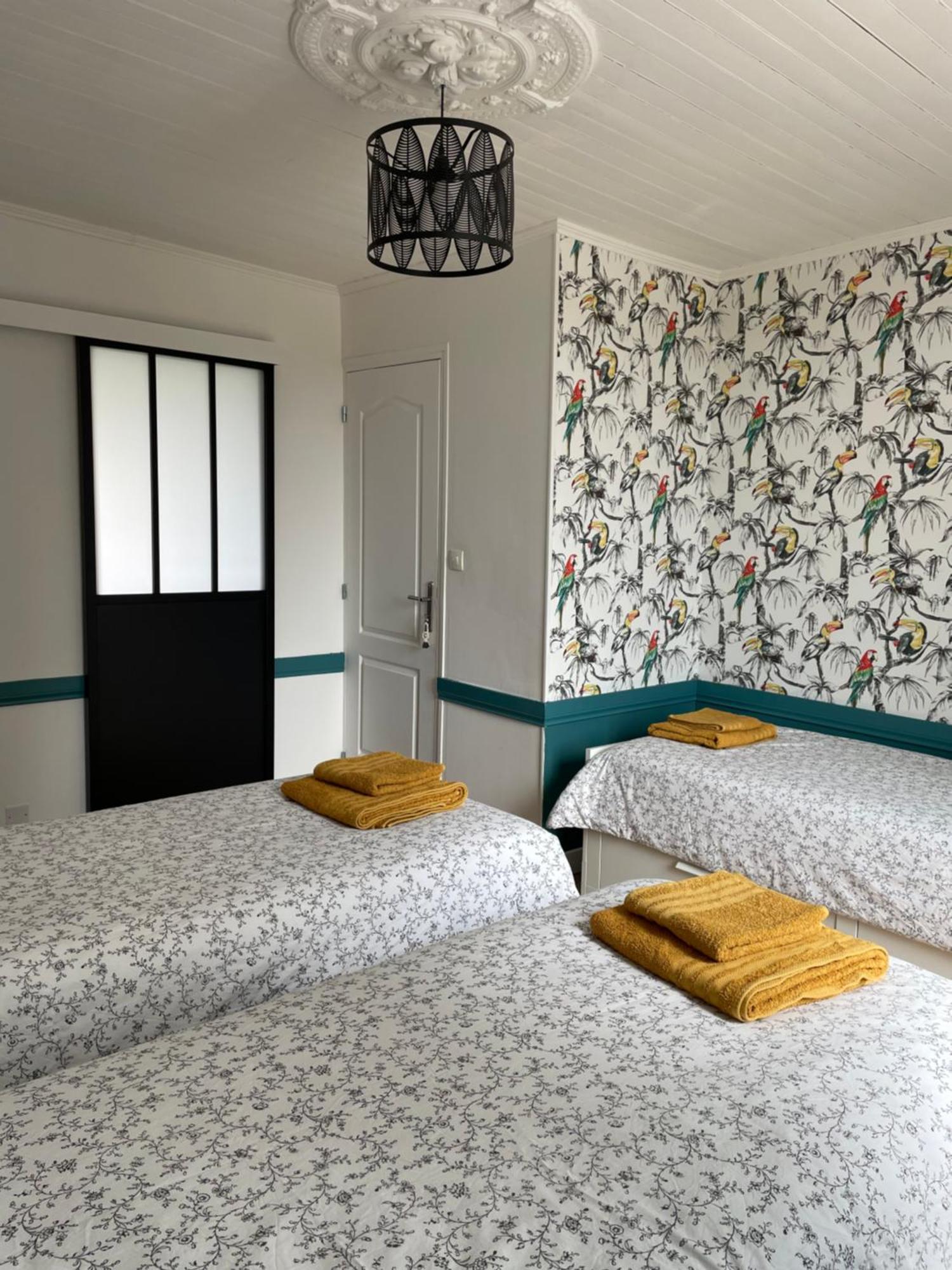 Bed and Breakfast Bien Et Toit Montredon  Exterior foto